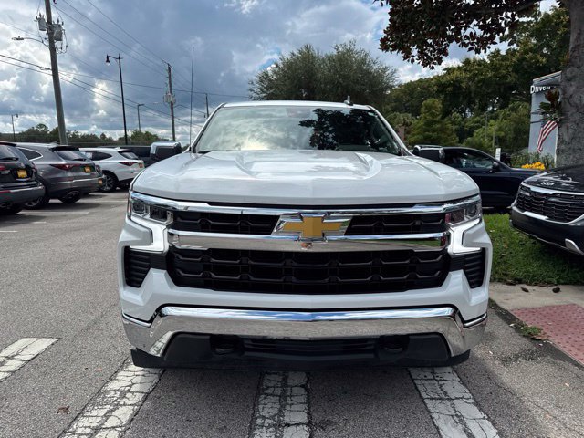 Used 2025 Chevrolet Silverado 1500 LT AWD/4WD image 3