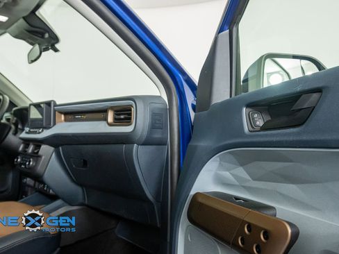 Used 2023 Ford Maverick Lariat image 37