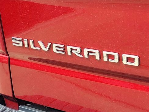 Used 2022 Chevrolet Silverado 1500 RST image 11