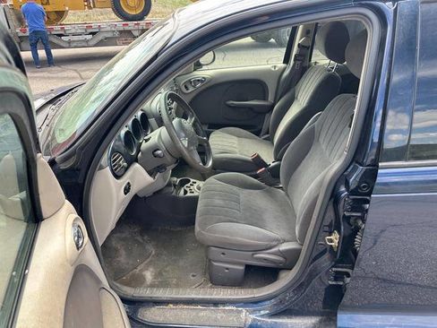 Used 2001 Chrysler PT Cruiser FWD image 22