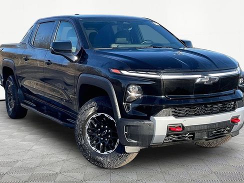 New 2026 Chevrolet Silverado EV Trail Boss AWD/4WD image 2