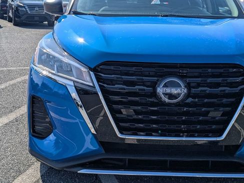 Used 2024 Nissan Kicks S FWD image 9