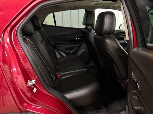 Used 2018 Buick Encore Preferred image 17