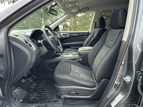 Certified 2020 Nissan Pathfinder SV image 13