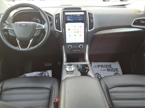 Certified 2022 Ford Edge SEL w/ Convenience Package image 11