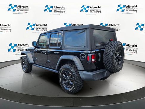 Used 2022 Jeep Wrangler Unlimited Sport AWD/4WD image 3