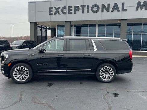 Used 2024 GMC Yukon XL Denali Ultimate image 2