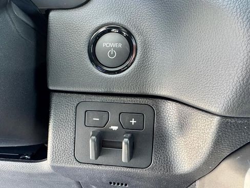 New 2025 Toyota Tundra Limited AWD/4WD image 27