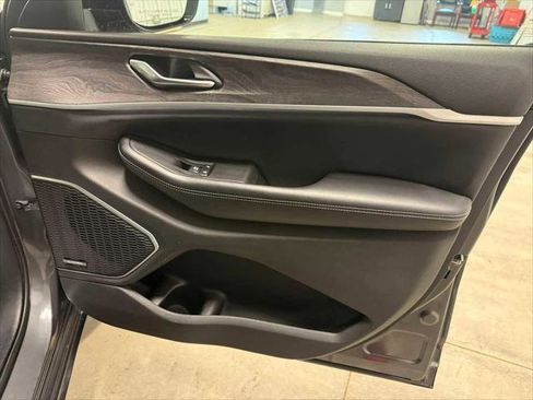 Certified 2020 Jeep Grand Cherokee Laredo w/ Quick Order Package 2BN North image 28