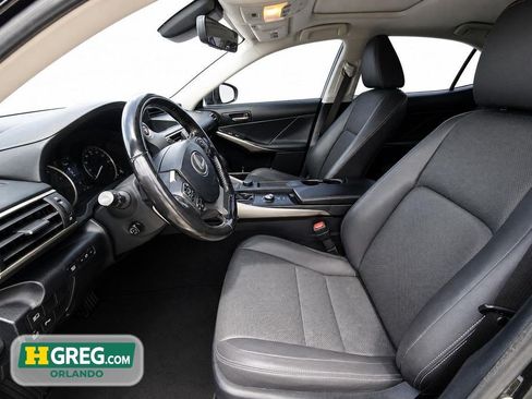 Used 2019 Lexus IS 300 w/ Premium Package RWD image 8
