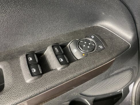Used 2021 Ford EcoSport SE image 14