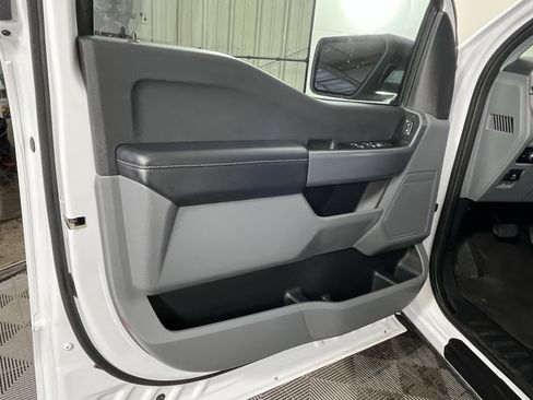 Used 2023 Ford F150 XLT w/ Trailer Tow Package image 16