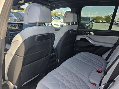 New 2026 BMW X5 xDrive40i w/ M Sport Package image 13