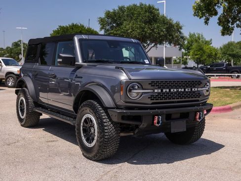 Used 2022 Ford Bronco Badlands AWD/4WD image 6