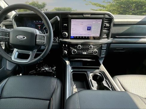 New 2026 Ford F250 Lariat w/ Tremor Off-Road Package AWD/4WD image 5