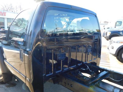 Used 2015 Ford F450 XL w/ Power Equipment Group image 6