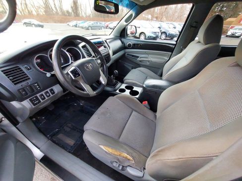 Used 2012 Toyota Tacoma 4x4 Double Cab image 7