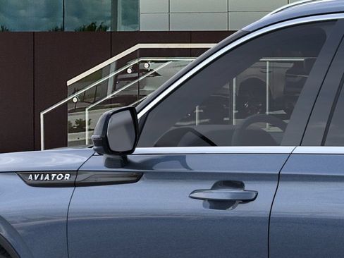 New 2026 Lincoln Aviator AWD image 20