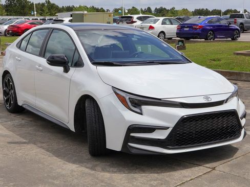 Used 2025 Toyota Corolla FX w/ Convenience Package image 25