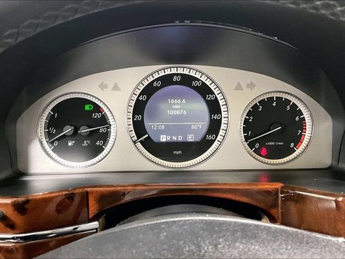 Used 2011 Mercedes-Benz GLK 350 2WD image 26