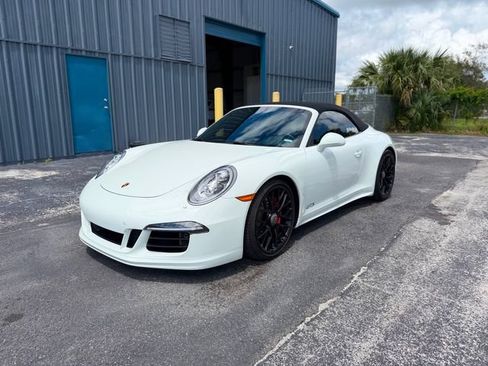 Used 2015 Porsche 911 Carrera GTS RWD image 21