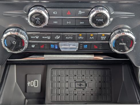 New 2026 Ford F150 Platinum w/ Equipment Group 700A Standard AWD/4WD image 19
