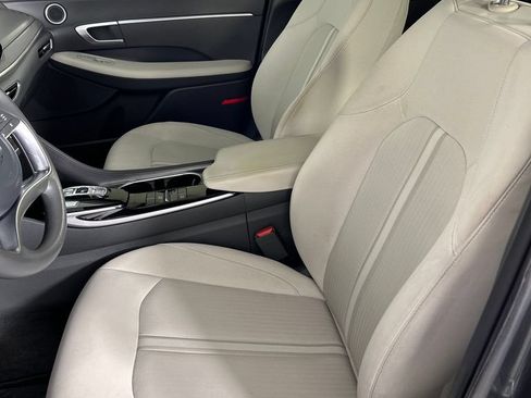 Used 2022 Hyundai Sonata SE FWD image 12