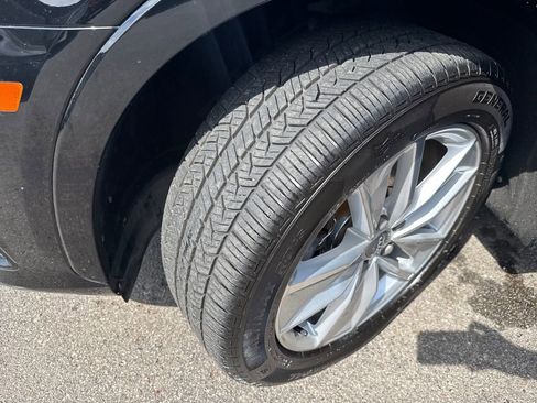 Used 2018 Audi Q3 2.0T Premium image 28