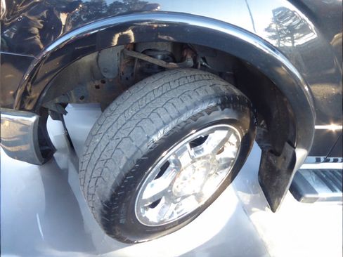 Used 2013 Ford F150 Lariat w/ Luxury Equipment Group image 22