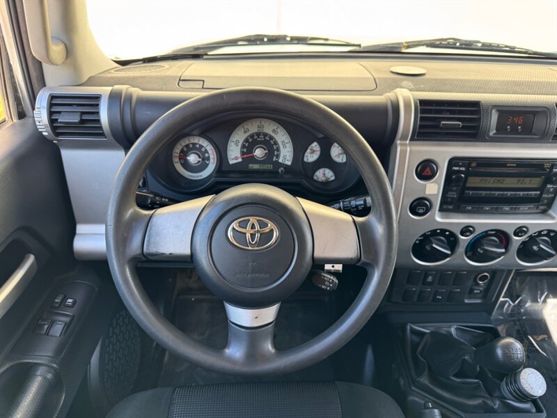 Used 2007 Toyota FJ Cruiser 4WD image 15