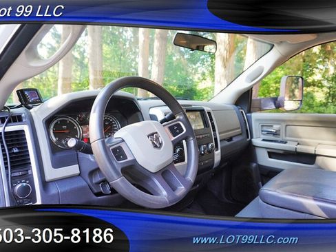 Used 2011 RAM 2500 SLT AWD/4WD image 2