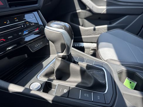 New 2025 Volkswagen Jetta SE image 22