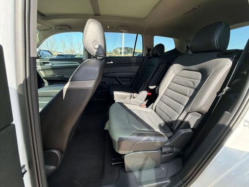Used 2023 Volkswagen Atlas SEL Premium AWD/4WD image 12