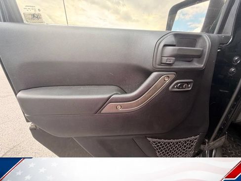 Used 2012 Jeep Wrangler Sport AWD/4WD image 14