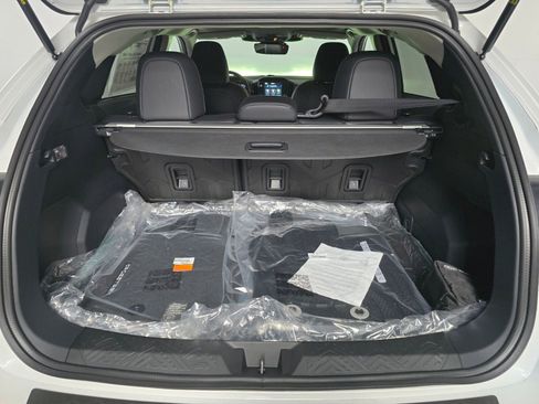 New 2025 Subaru Crosstrek 2.5i Limited w/ Popular Package #3A image 17