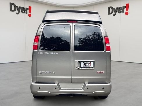 Used 2023 GMC Savana 2500 Extended RWD image 5