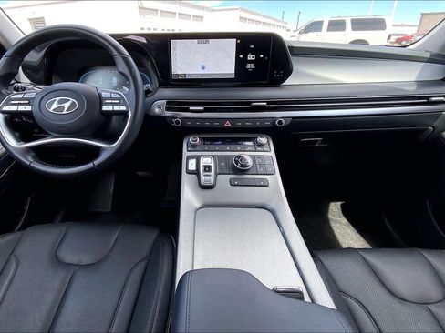 Used 2025 Hyundai Palisade SEL image 16