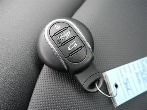 Used 2020 MINI Cooper 4-Door Hardtop w/ Premium Package image 37