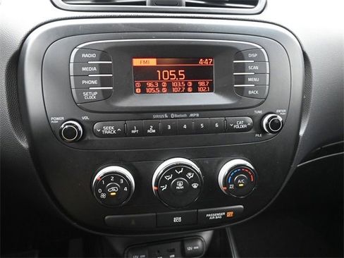 Used 2014 Kia Soul + image 30