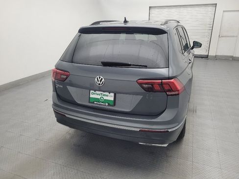 Used 2021 Volkswagen Tiguan SE R-Line FWD image 7