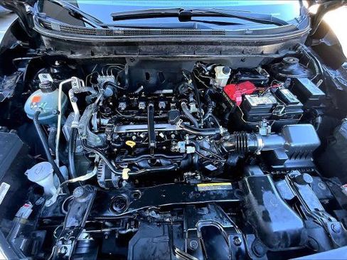 Certified 2020 Nissan Kicks SV image 30