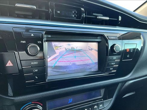 Used 2014 Toyota Corolla S FWD image 13