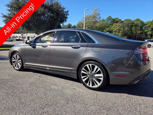 Used 2017 Lincoln MKZ Reserve FWD image 3