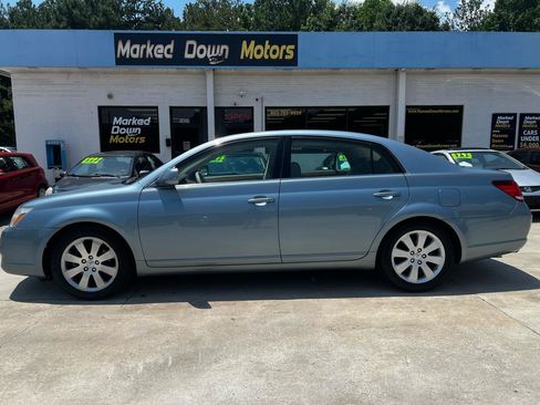 Used 2007 Toyota Avalon Limited FWD image 4