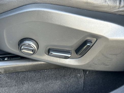 Used 2023 Volvo XC90 B5 Core w/ Protection Package Premier image 16