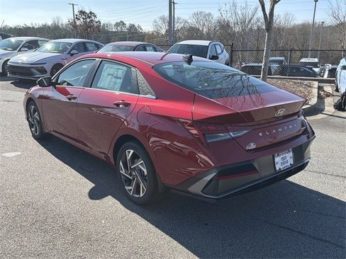 New 2026 Hyundai Elantra Limited image 5