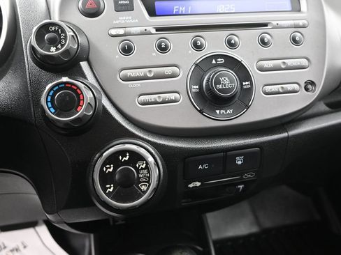 Used 2010 Honda Fit Sport image 18