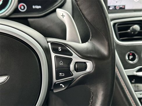 Used 2020 Aston Martin DB11 Coupe image 43