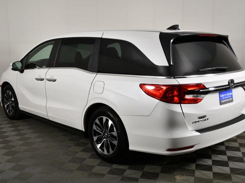Certified 2023 Honda Odyssey EX-L image 8