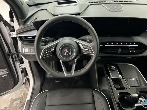 Certified 2025 Buick Enclave Sport Touring w/ Power Package image 20